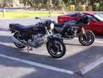 01-Chris Mee's black '80 and George Zanuzoski's cherry '82 in '81 colors
