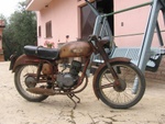Laverda 100 - Great way the colour has weathered